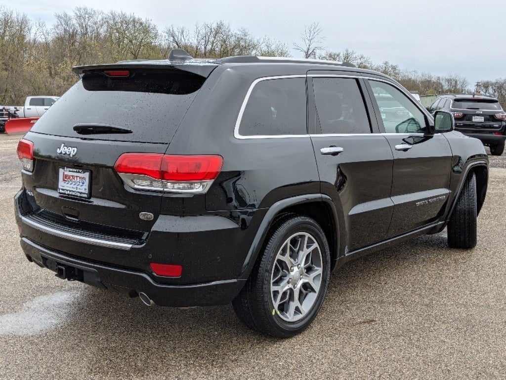 2021 Jeep GRAND CHEROKEE OVERLAND 4X4 in Libertyville, IL